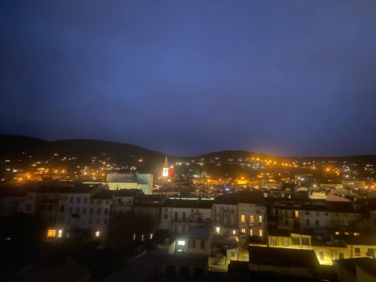 Au 5Eme Ciel Leilighet Draguignan Eksteriør bilde